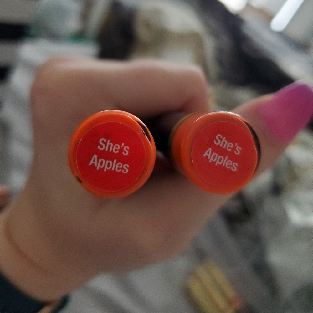 Lipsense - Picture 2 of 2